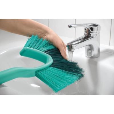 Plumeau Leifheit Tête de loup Dusty 41524 - Triangulaire et efficace, idéal pour coins et plafonds