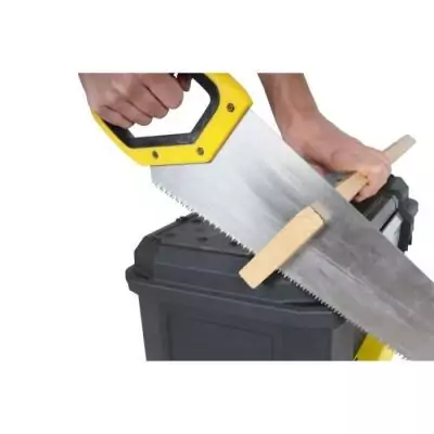 Boîte à outils Touch Latch en plastique STANLEY - Pratique et robuste