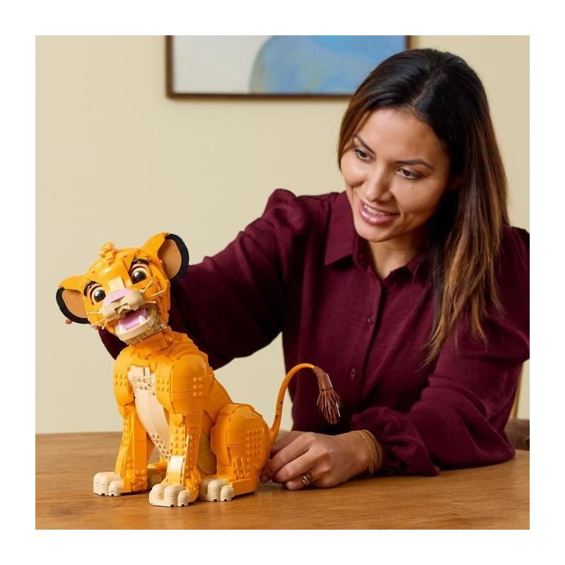 Figurine collector Simba, le jeune Roi lion LEGO Disney Classic