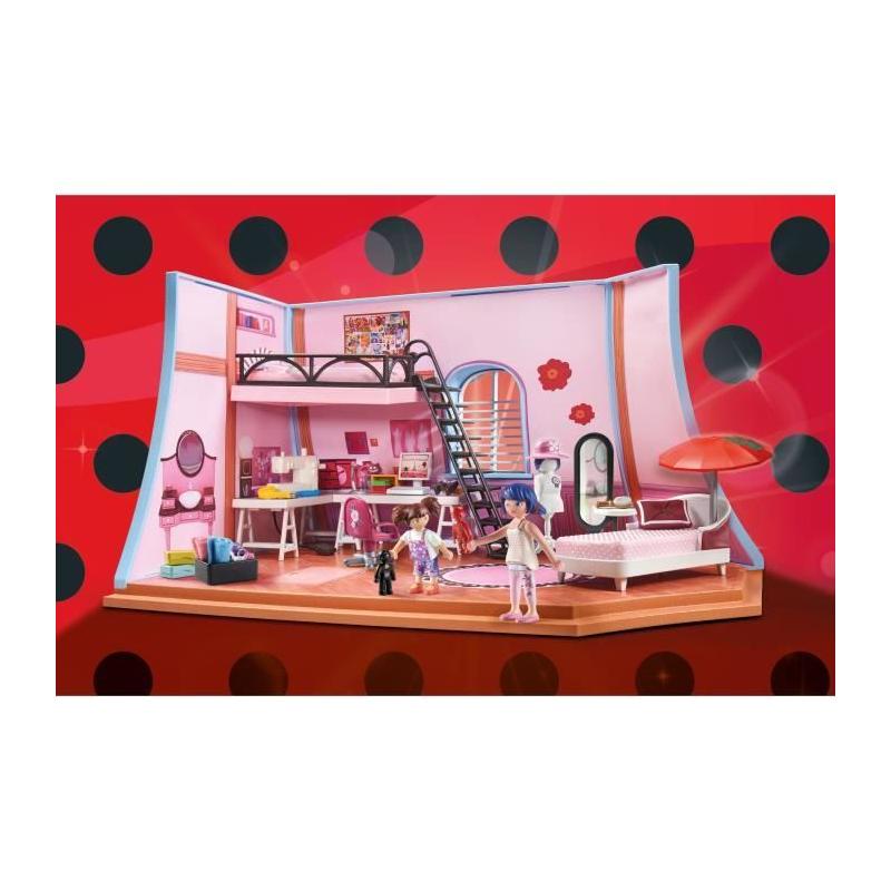 Découvrez la Chambre de Marinette en miniature! ?