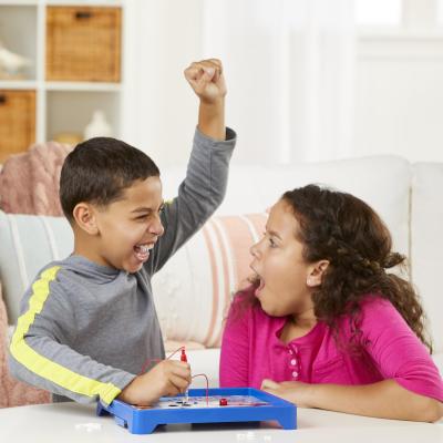 Hasbro Gaming OPERATION PAW PATROL