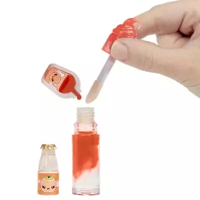 MGA Entertainment Yummiland Lipgloss Doll- Piper Peach