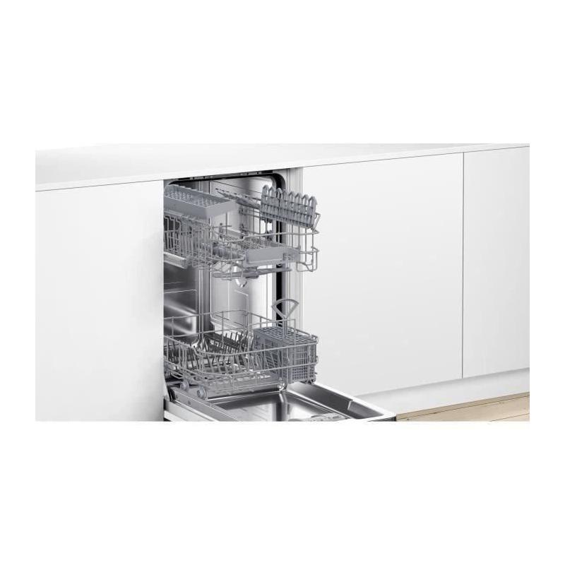 Lave-vaisselle semi-encastrable Bosch : compact, puissant et silencieux