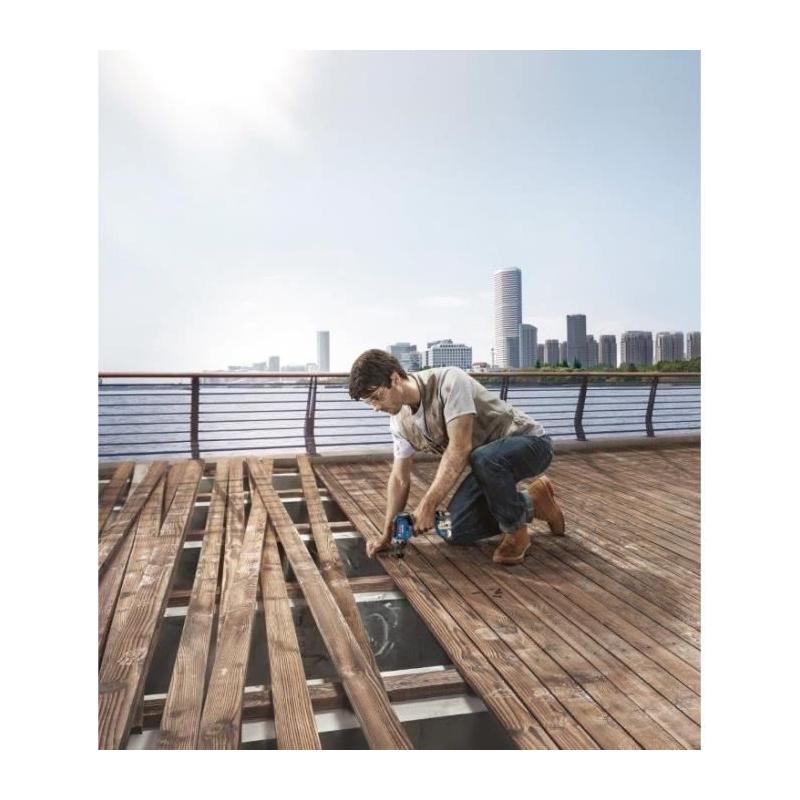 Perceuse-visseuse Bosch Pro: GSR 18V-50 + 2 batt. 2,0Ah + chrg. GAL 18V-20 + 43 acc. + Sacoche