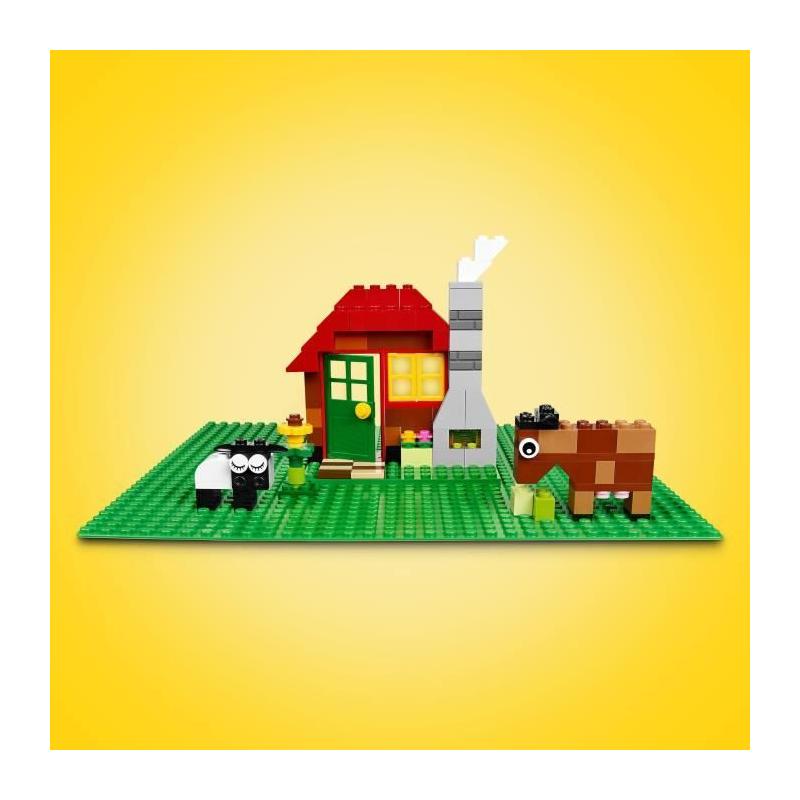 LEGO 11023 Classic : Socle vert 32x32 pour une construction ludique et créative
