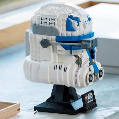 Assemblez le Casque du Capitaine Rex avec ce set LEGO Star Wars!
