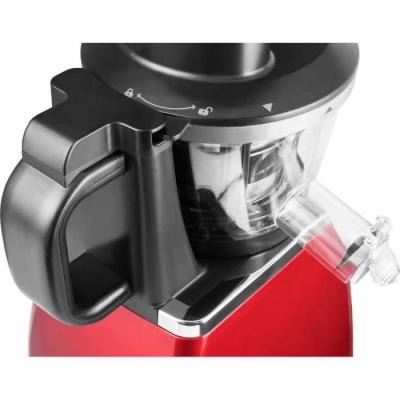 Extrait des jus savoureux avec l'extracteur lent Sencor - SSJ 4042RD