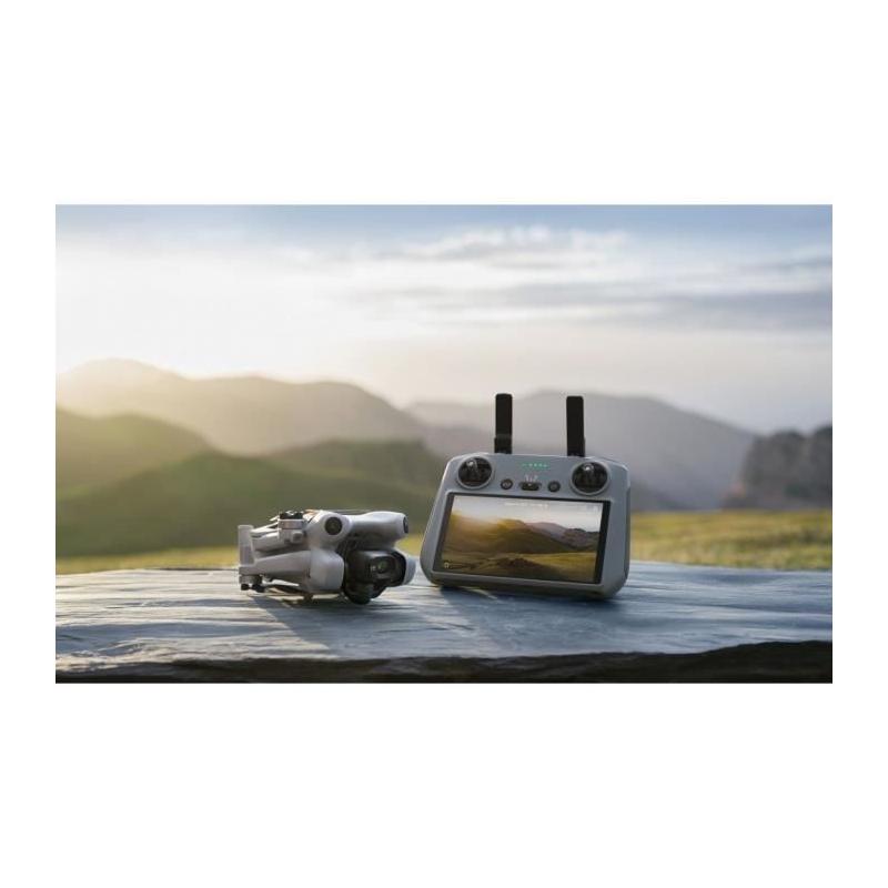 Drone DJI Mini 4 Pro RC 2 - Capturez des images en 4K HDR!