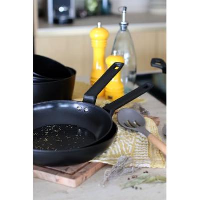 Poêle MENASTYL en aluminium forgé 20 cm noir - Induction