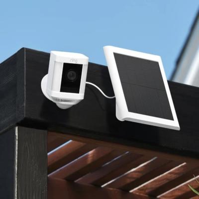 Caméra de Surveillance Connectée RING Spotlight Plus Plug-in Blanc UE