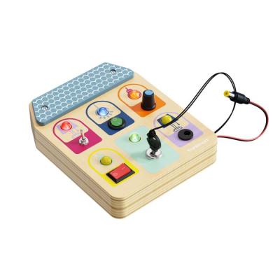 Interrupteur Busy Board: Jouet éducatif pour manipuler dès 36 mois