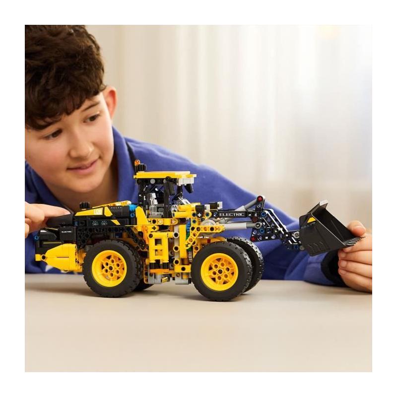 LEGO Technic 42209 Volvo L120 : Jeu de Construction pour Garçon de 9 ans