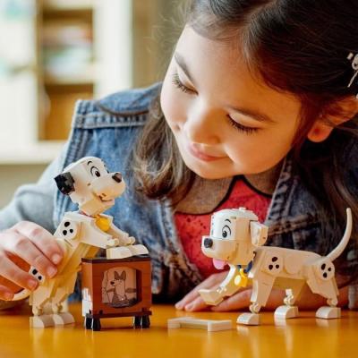 Assemble et joue avec Lucky et Penny des 101 Dalmatiens - LEGO Disney