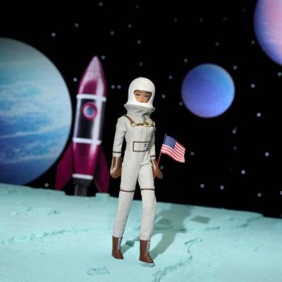 Découvrez la Poupée BARBIE Astronaute de Mattel - JBJ48