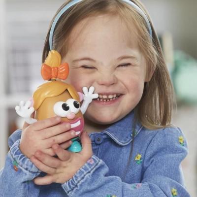 Un coffret géant pour des heures de jeu créatif avec Potato Head Mega Patate
