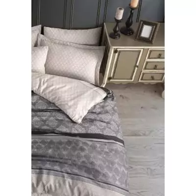Parure de lit 220x240 Gris - 65% coton - 35% polyester Parure de lit 220x240 Gris - 65% coton - 35% polyester