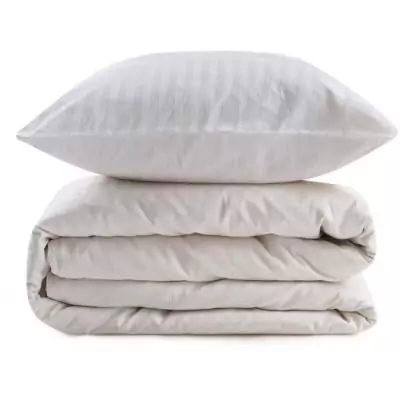 Parure de lit 220x240cm + 2 taies 60x60cm - Creme en coton/polyester Parure de lit 220x240cm + 2 taies 60x60cm - Creme en coton/polyester