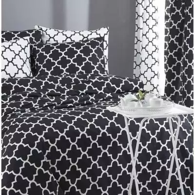 Parure de lit 220x240 cm + 2 taies 60x60 cm - Coton renforcé noir Parure de lit 220x240 cm + 2 taies 60x60 cm - Coton renforcé noir