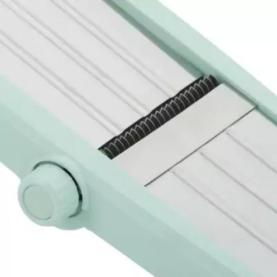 Mandoline 3 en 1 pratique et sûr - LIVOO - MEN429