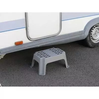 Marchepieds fixe OPTIMA en polypropylène renforcé - Surface antidérapante