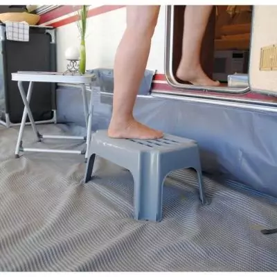 Marchepieds fixe OPTIMA en polypropylène renforcé - Surface antidérapante