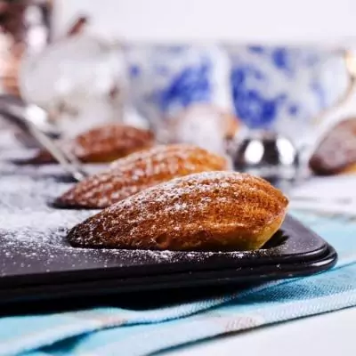 Lot de 2 moules à madeleines 12 empreintes - ZENKER - Spécial Pays