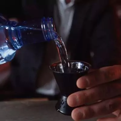 Shaker cocktails 750 ml avec doseur 4 cl - FACKELMANN - Spectre