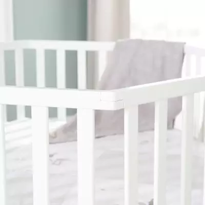 Parc hexagonal ROBA FOX & BUNNY - Réglable et design - Blanc laqué