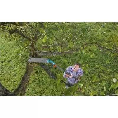 Scie a élaguer GARDENA 300 P - Lame incurvée acier trempé - Poignée ergo antidérapante - Garantie 25 ans