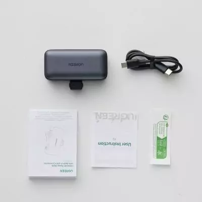 Batterie externe - UGREEN - 5,000 mAh - Connecteur USB-C - Avec support - Noir