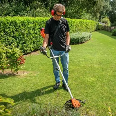 Débroussailleuse sans fil - Dual Power - POWDPG75510 - 40 V - 33 cm - Tondeuse et coupe-bordures - Sans batterie ni chargeur Débroussailleuse sans fil - Dual Power - POWDPG75510 - 40 V - 33 cm - Tondeuse et coupe-bordures - Sans batterie ni chargeur