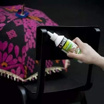 Colle bois extérieur - SADER - PU Polyuréthane - Ultra résistante - Humidité et chaleur - Biberon 250 g Colle bois extérieur - SADER - PU Polyuréthane - Ultra résistante - Humidité et chaleur - Biberon 250 g