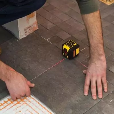 Niveau laser croix + equerrage Cross 90 STANLEY - STHT77502-1 - Rouge