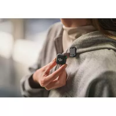 Émetteur micro sans fil - DJI - Mic 3 - Compact - Léger - Fixation magnétique Émetteur micro sans fil - DJI - Mic 3 - Compact - Léger - Fixation magnétique