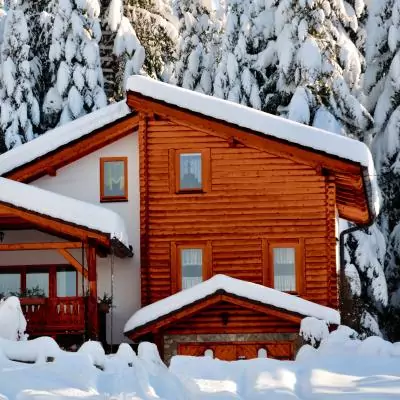 Lasure 2 en 1 protection extérieure - Teck - Satin - Protection 12 ans - Toutes saisons - Bondex - 5L Lasure 2 en 1 protection extérieure - Teck - Satin - Protection 12 ans - Toutes saisons - Bondex - 5L