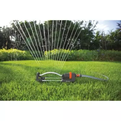 Arroseur oscillant Aqua S - GARDENA - Arrosage 220m² - Portée 17m - Garantie 5 ans Arroseur oscillant Aqua S - GARDENA - Arrosage 220m² - Portée 17m - Garantie 5 ans