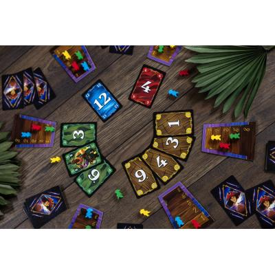 Skull Queen Jeu de cartes - SCHMIDT - 49456 - Multicolore - 2 a 6 joueurs - a partir de 8 ans